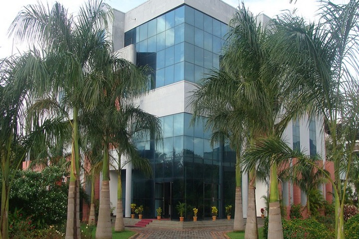 https://cache.careers360.mobi/media/colleges/social-media/media-gallery/7483/2019/6/3/Campus view of Sri Venkateswara Institute of Information Technology and Management Coimbator_Campus-View.jpg